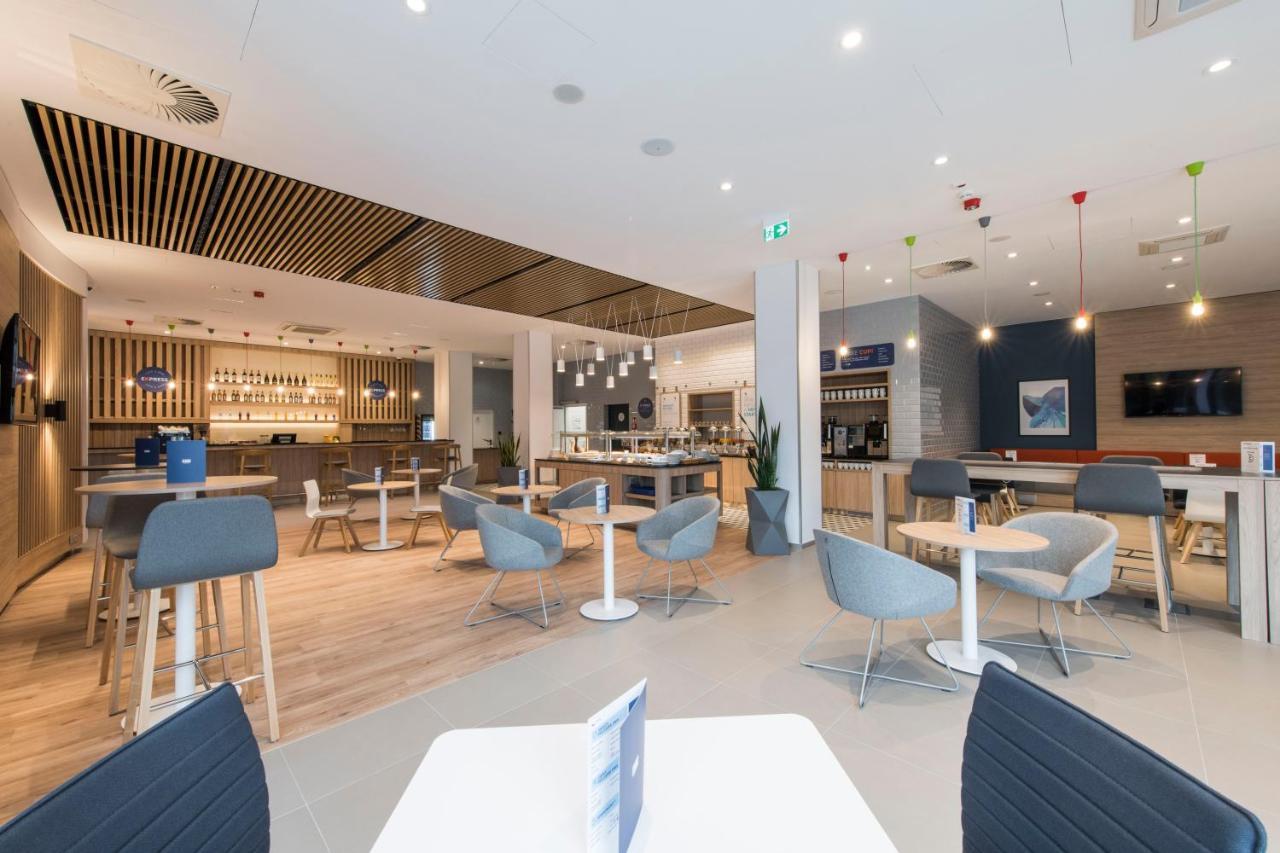 Express - Mokotow By Ihg Готель 3*