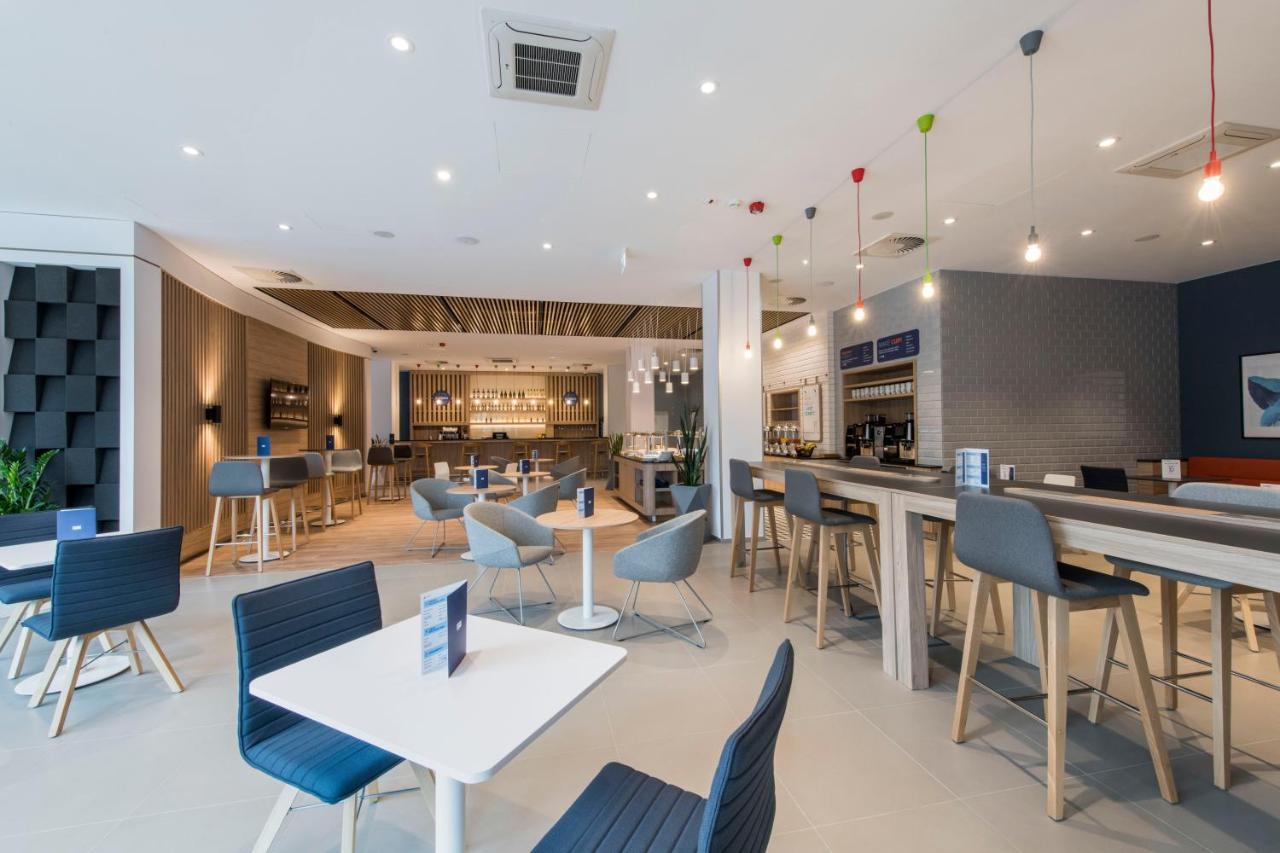 Готель Express - Mokotow By Ihg 3*