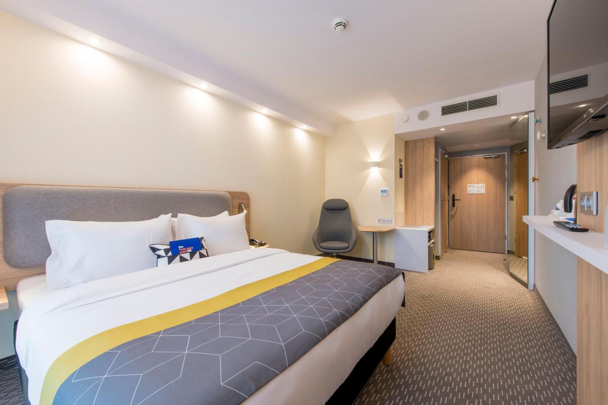 Express - Mokotow By Ihg Готель